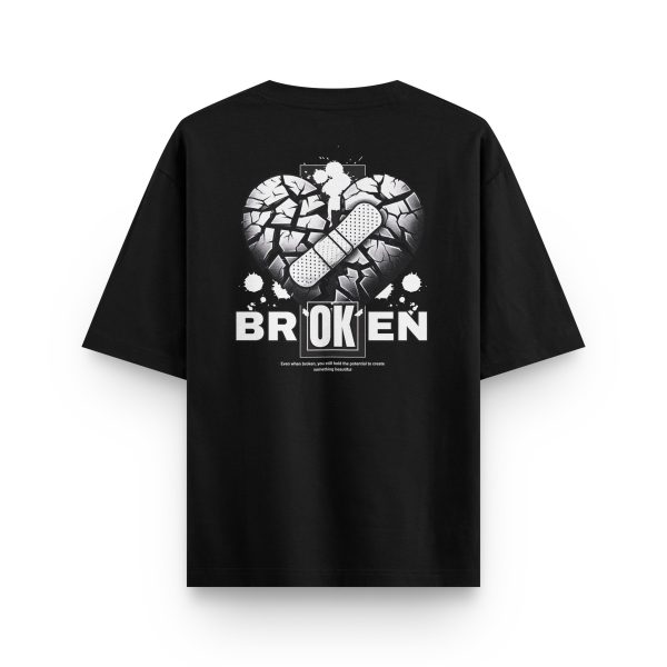 Broken Oversize Tişört Kalpli Sırt Baskılı Siyah Oversize Tişört 1224